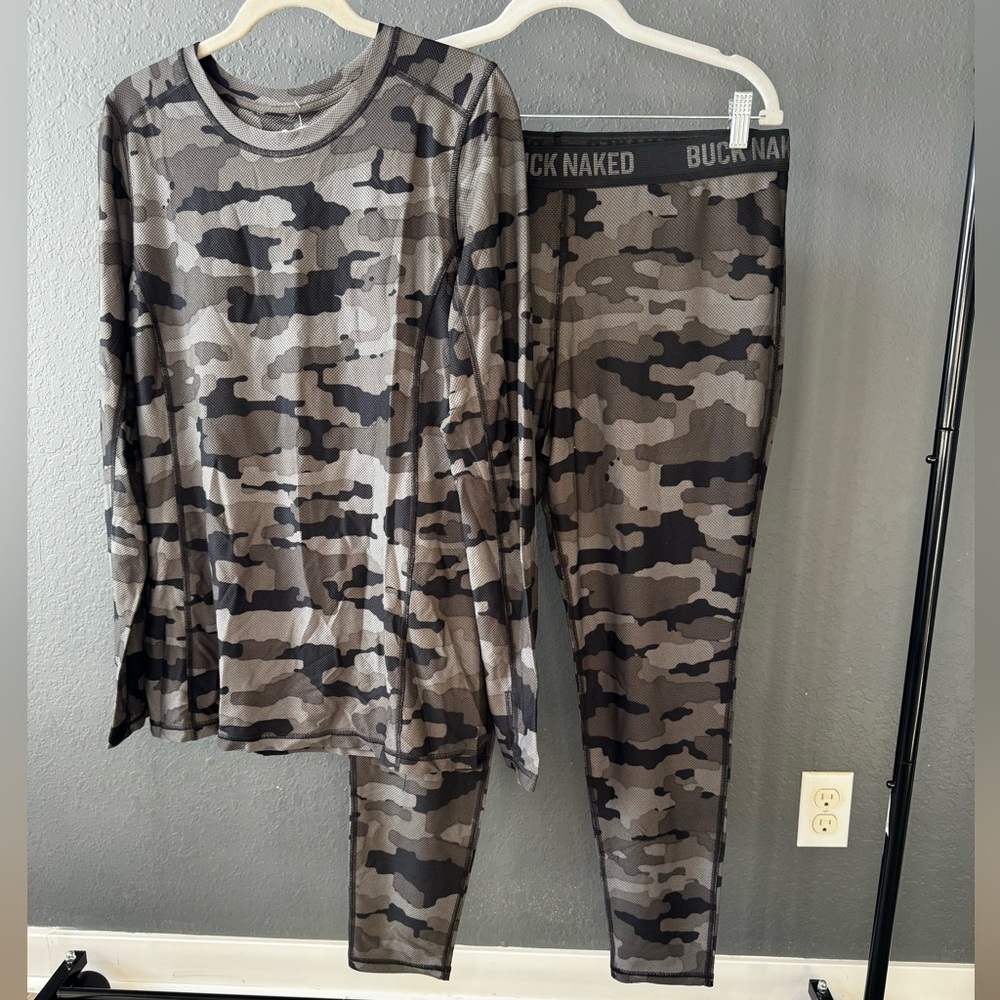 NWT - Duluth Trading Co Buck Naked Base Layer - Dark Gray